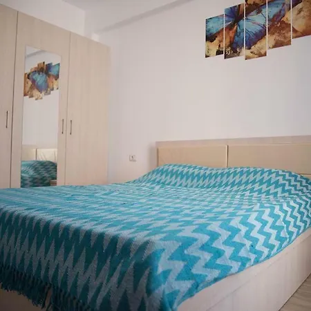 Mav Apartamentmamaianord